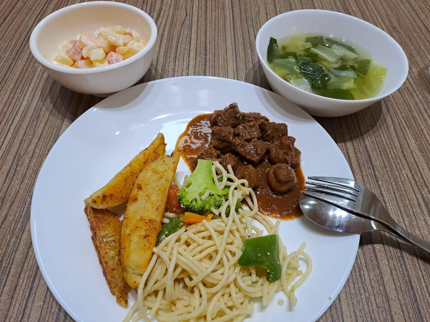 伙食