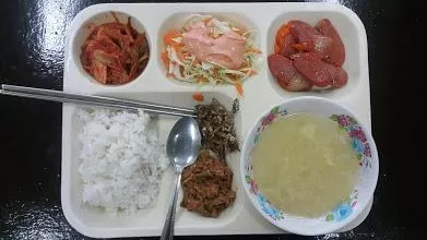 伙食